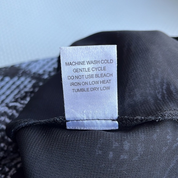 Violet + Claire / Top / Size S - Picture 10 of 12